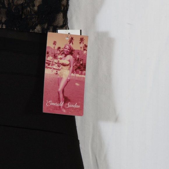 Emerald Sundae Core Social Women's Black Lace Top Cocktail Dress Size Large - Picture 4 of 9